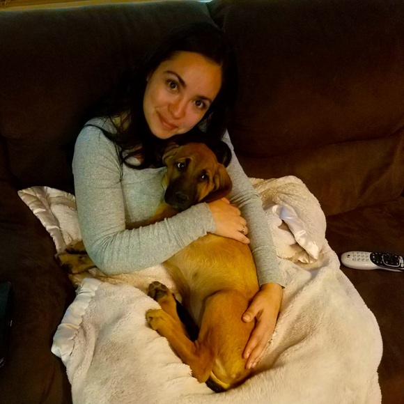 Meet your Posher, April - Picture 4 of 4